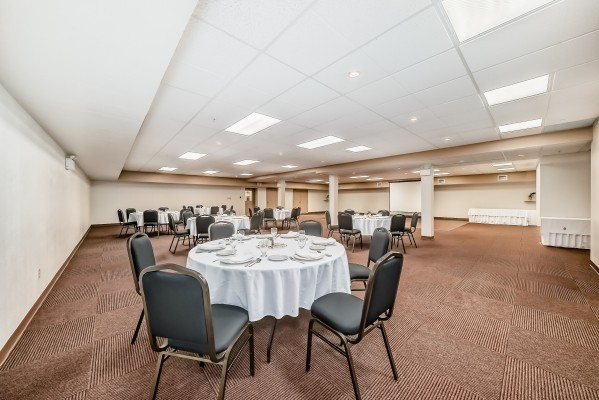 grande cache inn & suites sulphur ridge ballroom